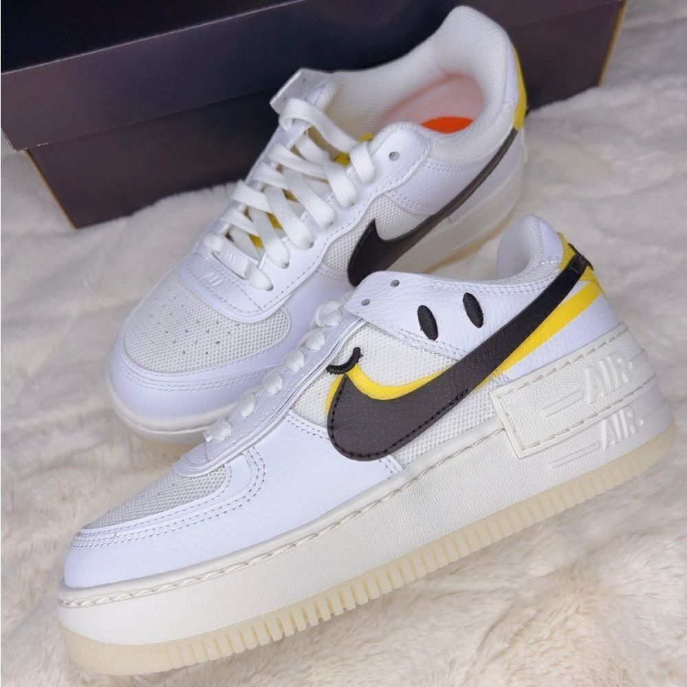 Nike Air Force 1 Shadow Go The Extra Smile, 6 & 8.5 - Picture 2 of 10